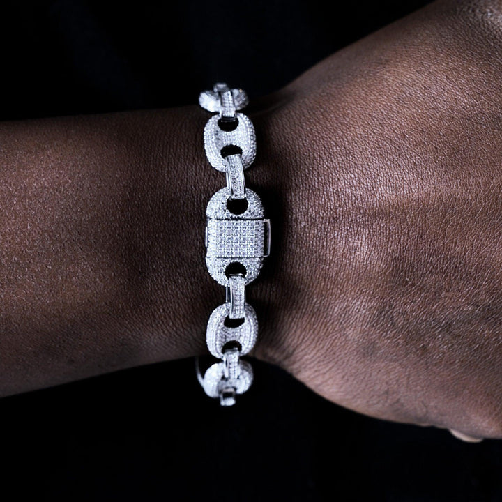 Verolux™ - FREE 12mm Iced Gucci Link Bracelet