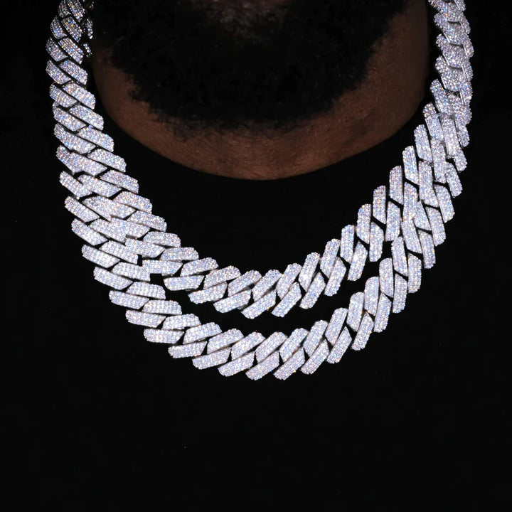 Verolux™ - FREE 19mm Iced Prong Cuban Chain